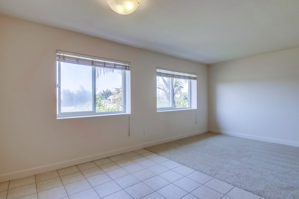 Virtual tour photo 12 of 31 for 3295 Ocean View Blvd UNIT 30