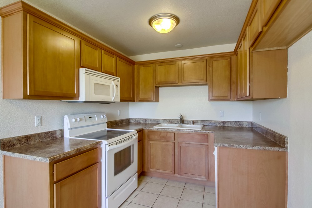 Virtual tour photo 15 of 31 for 3295 Ocean View Blvd UNIT 30