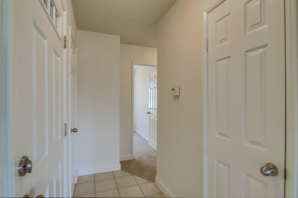 Virtual tour photo 19 of 31 for 3295 Ocean View Blvd UNIT 30
