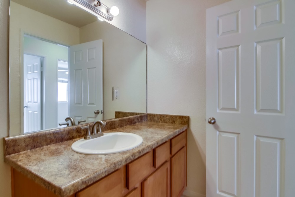 Virtual tour photo 25 of 31 for 3295 Ocean View Blvd UNIT 30