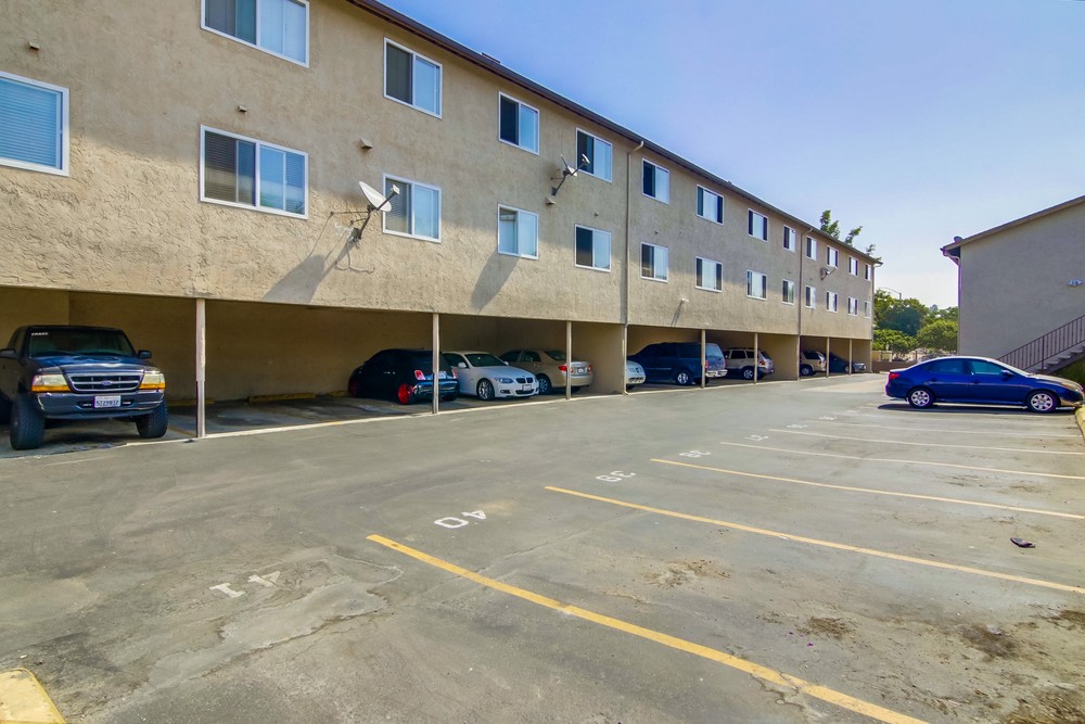 Virtual tour photo 28 of 31 for 3295 Ocean View Blvd UNIT 30