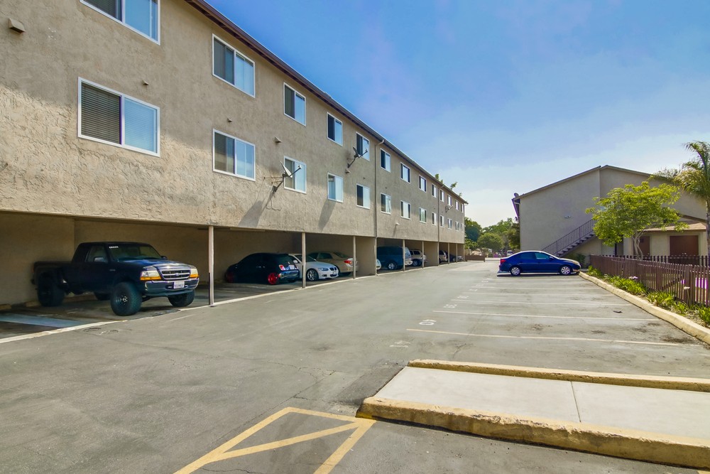 Virtual tour photo 29 of 31 for 3295 Ocean View Blvd UNIT 30