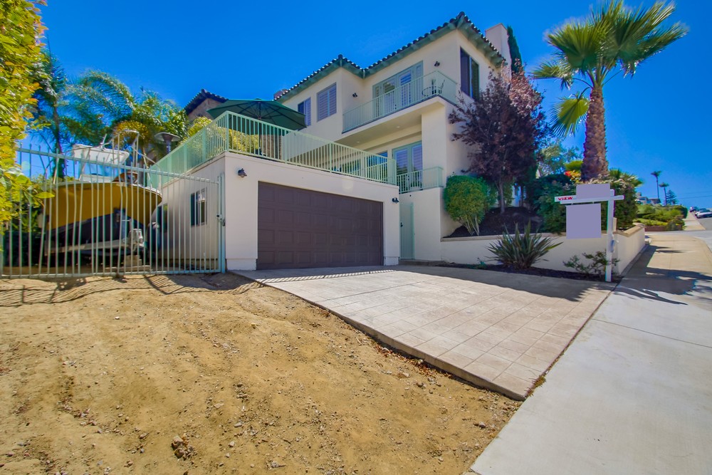 Virtual tour photo 5 of 83 for 3295 Trumbull St