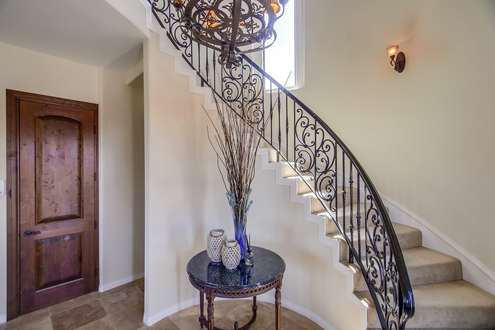 Virtual tour photo 17 of 83 for 3295 Trumbull St