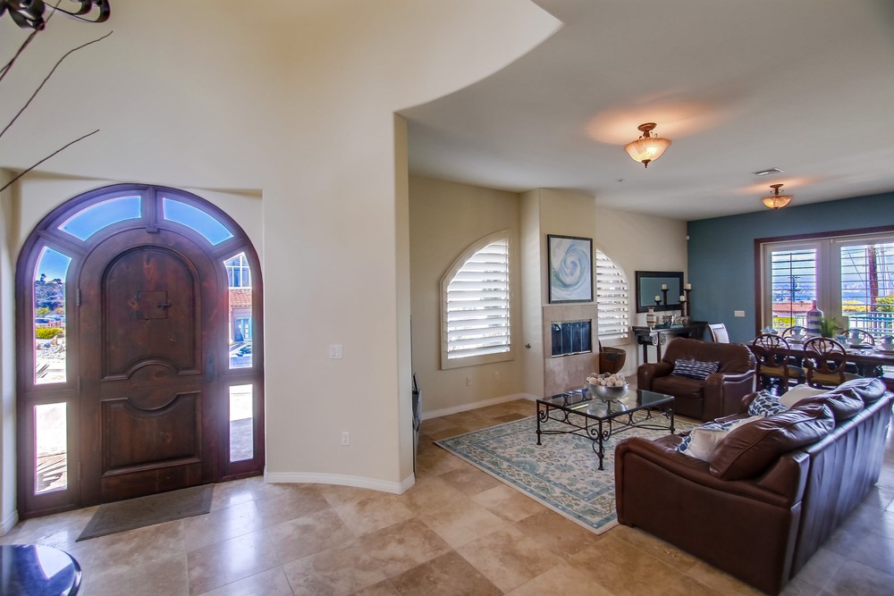 Virtual tour photo 19 of 83 for 3295 Trumbull St
