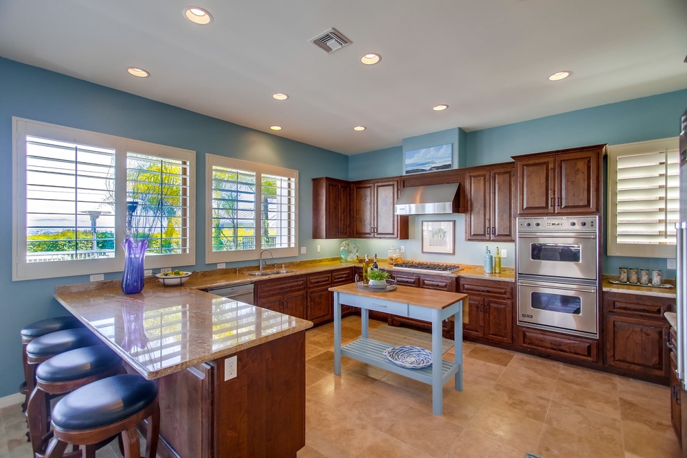 Virtual tour photo 30 of 83 for 3295 Trumbull St