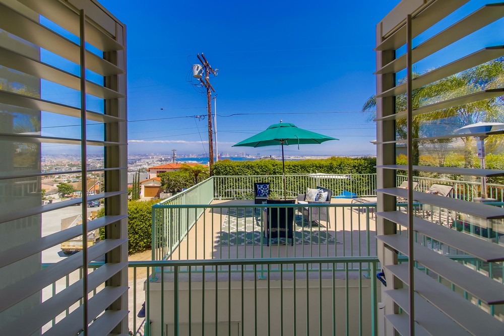Virtual tour photo 35 of 83 for 3295 Trumbull St