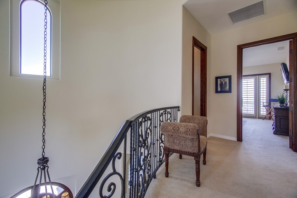 Virtual tour photo 44 of 83 for 3295 Trumbull St