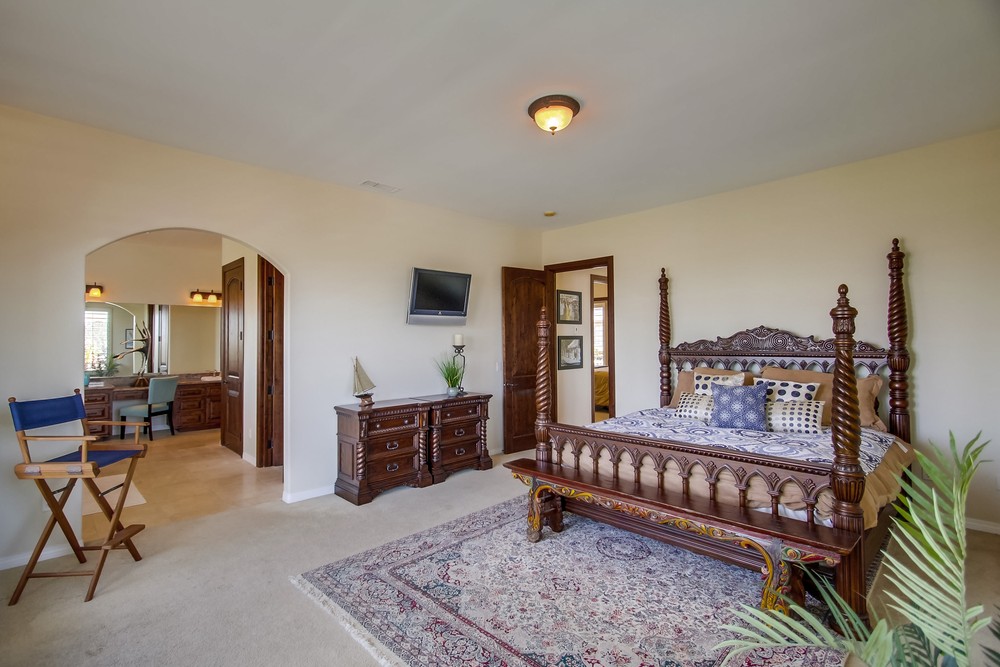 Virtual tour photo 50 of 83 for 3295 Trumbull St