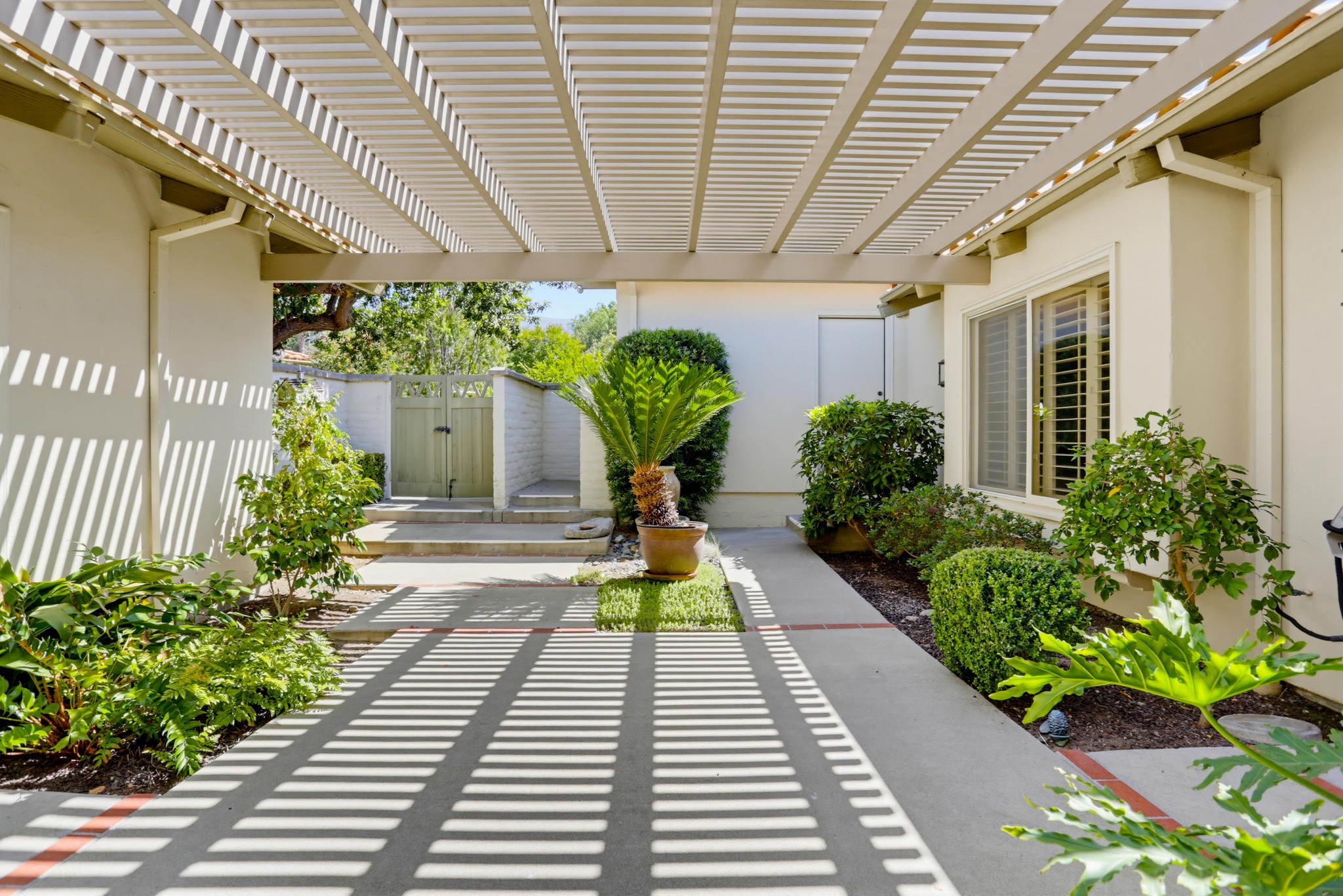 Virtual tour photo 7 of 42 for 32993 Luiseno Cir Dr