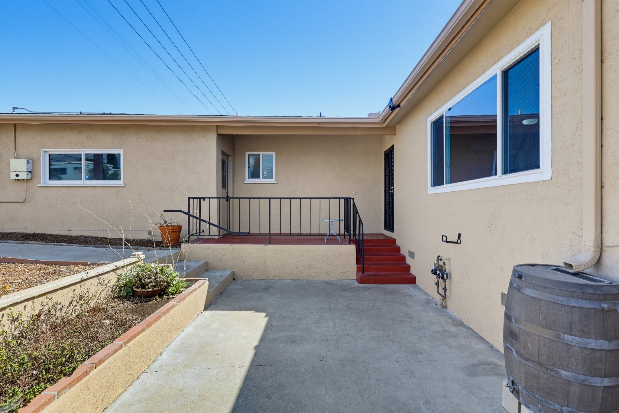 Virtual tour photo 9 of 50 for 330 35th St