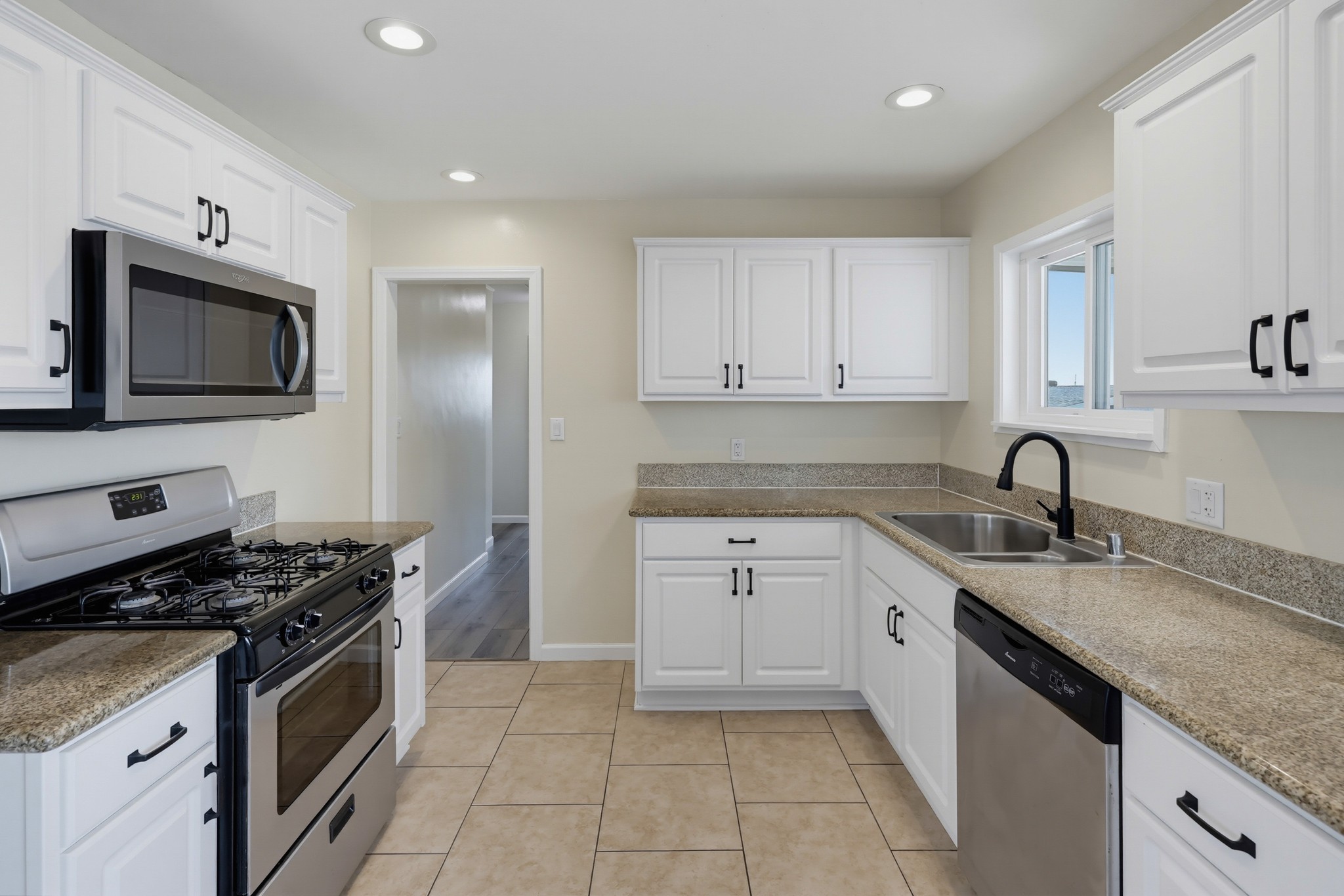 Virtual tour photo 20 of 50 for 330 35th St