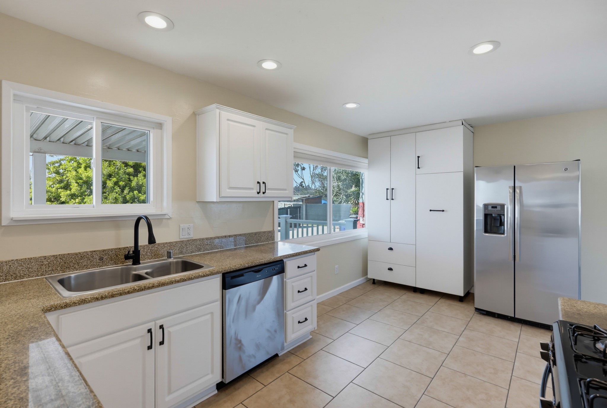 Virtual tour photo 22 of 50 for 330 35th St