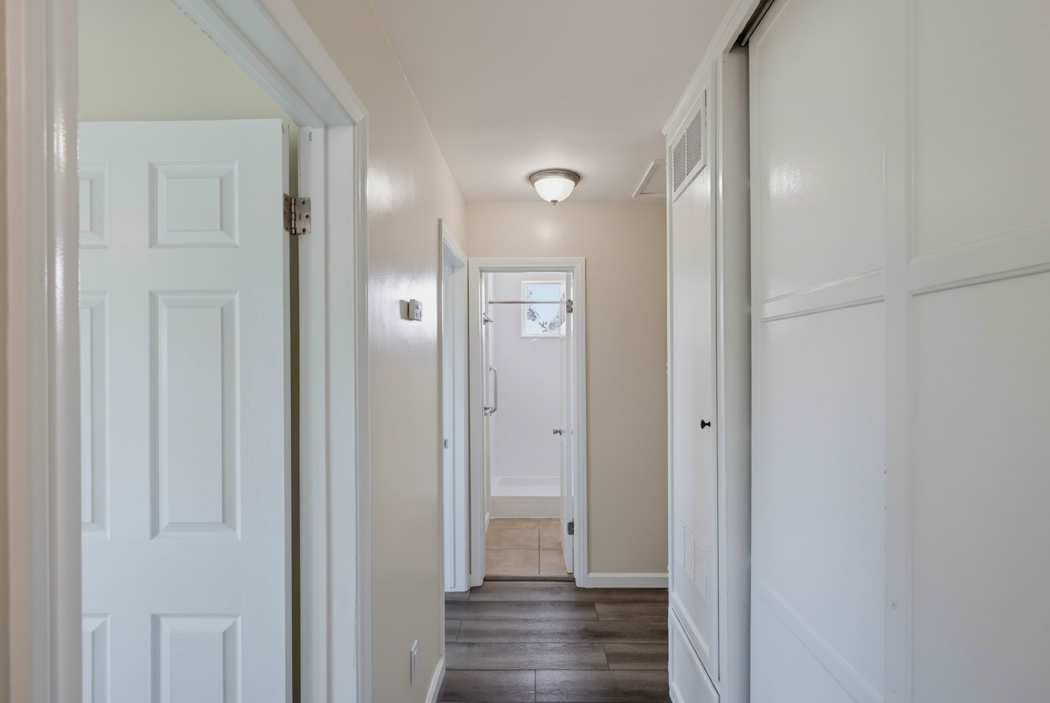 Virtual tour photo 23 of 50 for 330 35th St