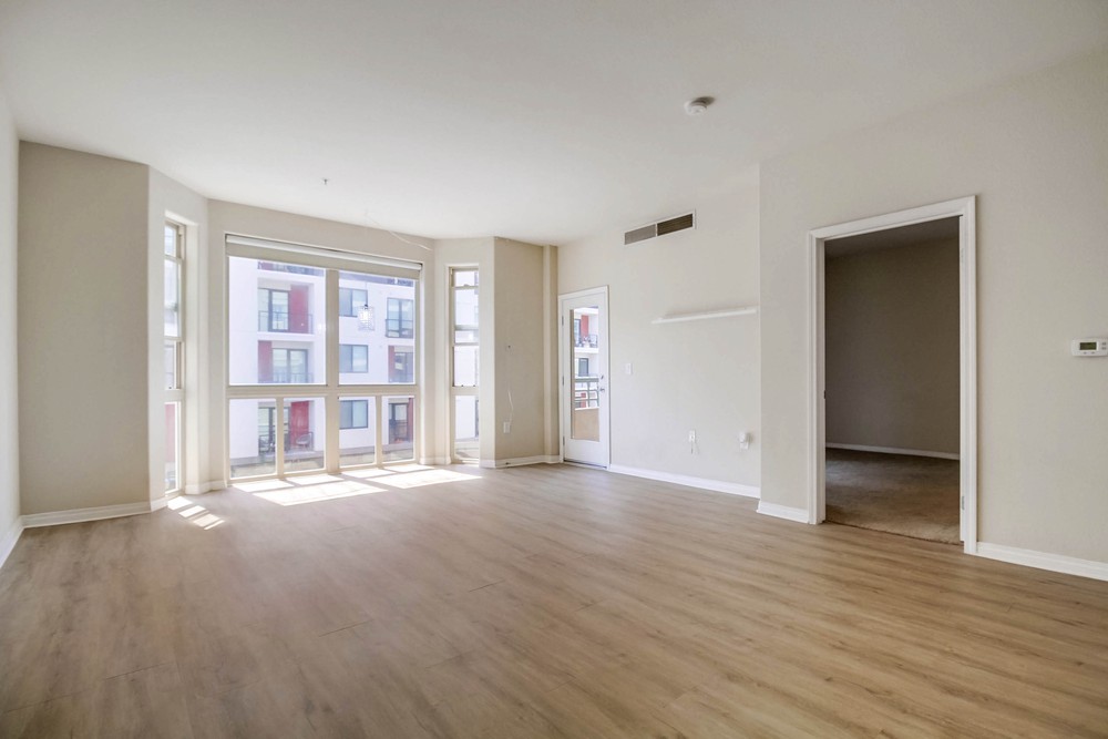 Virtual tour photo 17 of 57 for 330 J St, 306