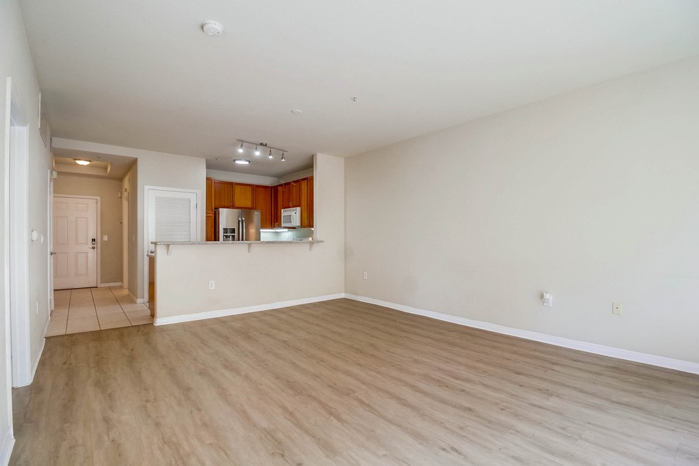 Virtual tour photo 22 of 57 for 330 J St, 306