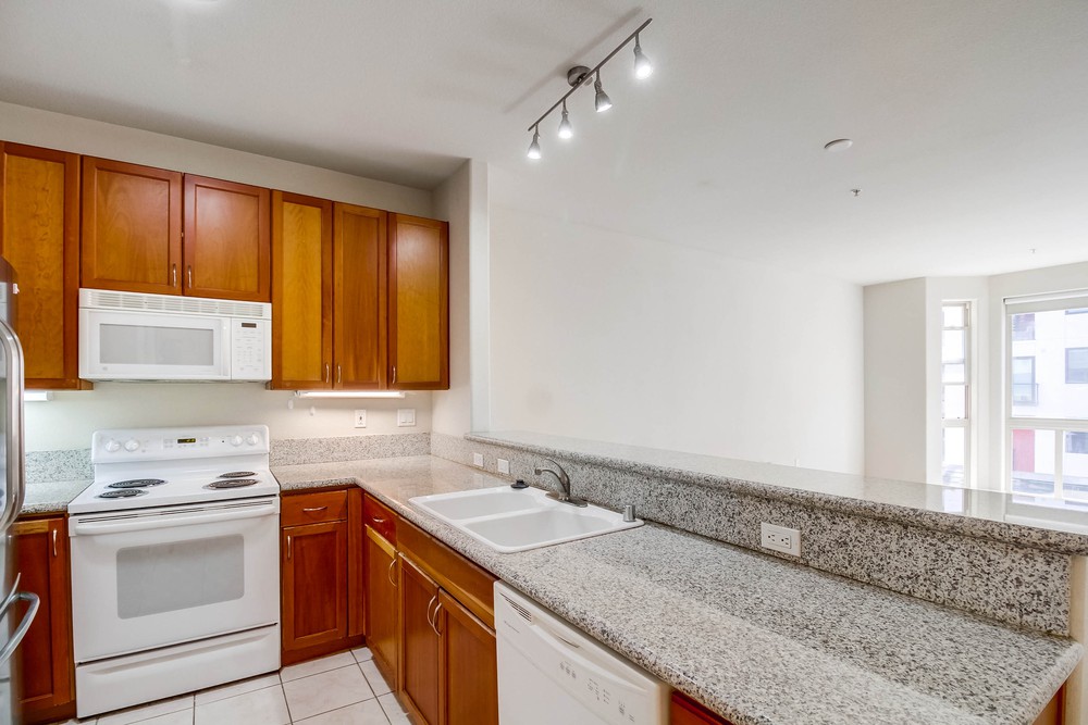 Virtual tour photo 28 of 57 for 330 J St, 306