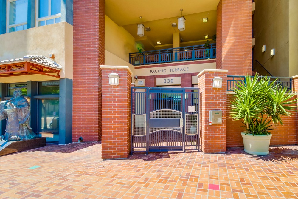 Virtual tour photo 4 of 42 for 330 J St #210