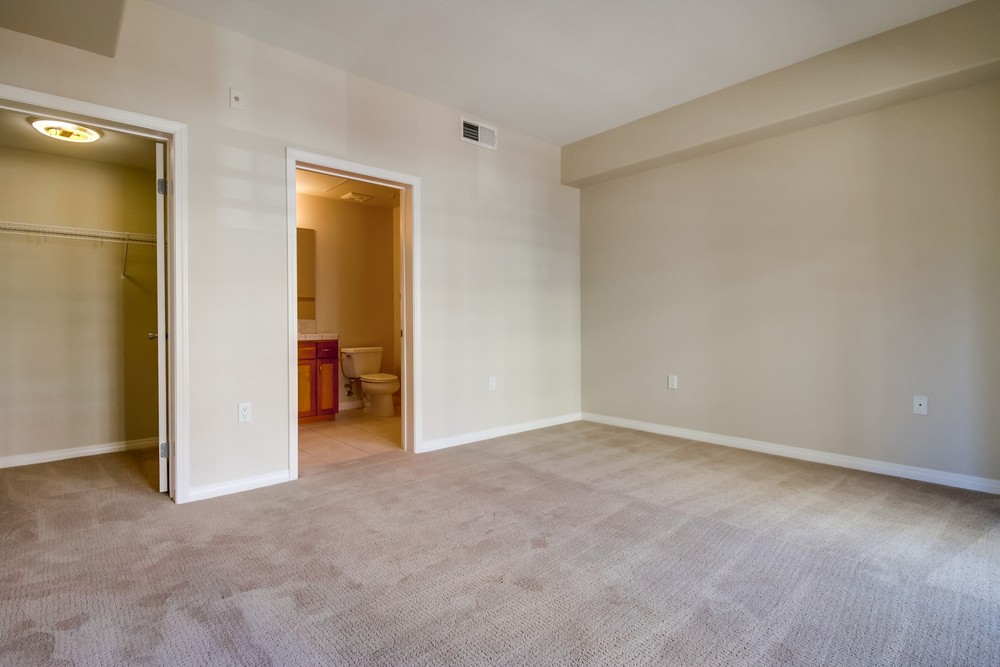 Virtual tour photo 22 of 42 for 330 J St #210