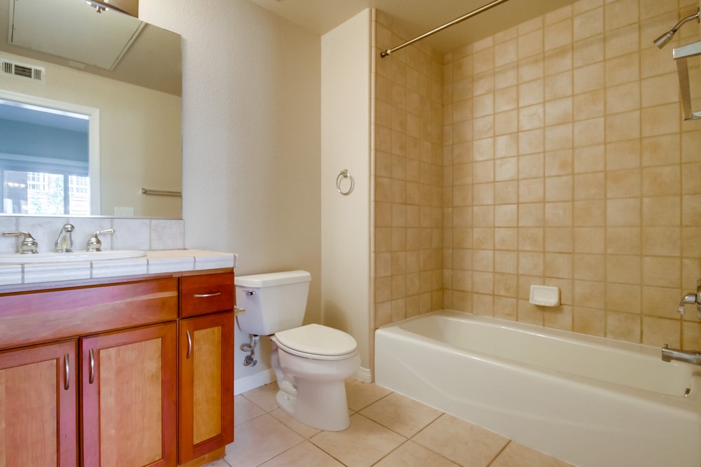Virtual tour photo 23 of 42 for 330 J St #210