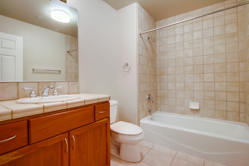 Virtual tour photo 32 of 42 for 330 J St #210