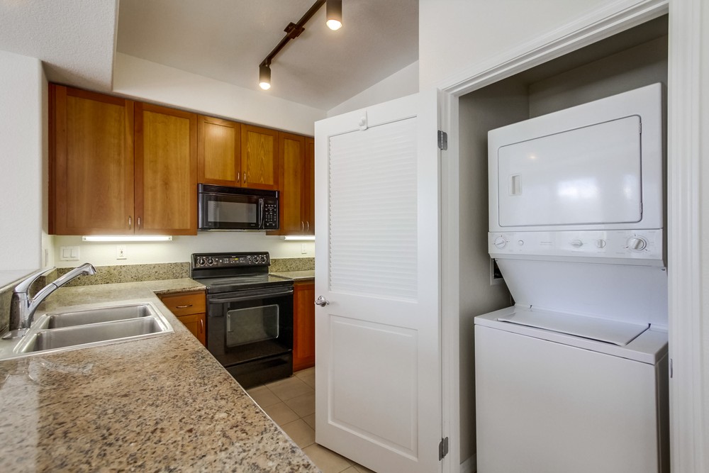 Virtual tour photo 13 of 36 for 330 J St UNIT 303