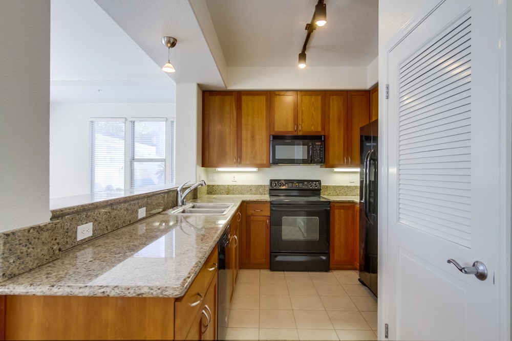Virtual tour photo 14 of 36 for 330 J St UNIT 303