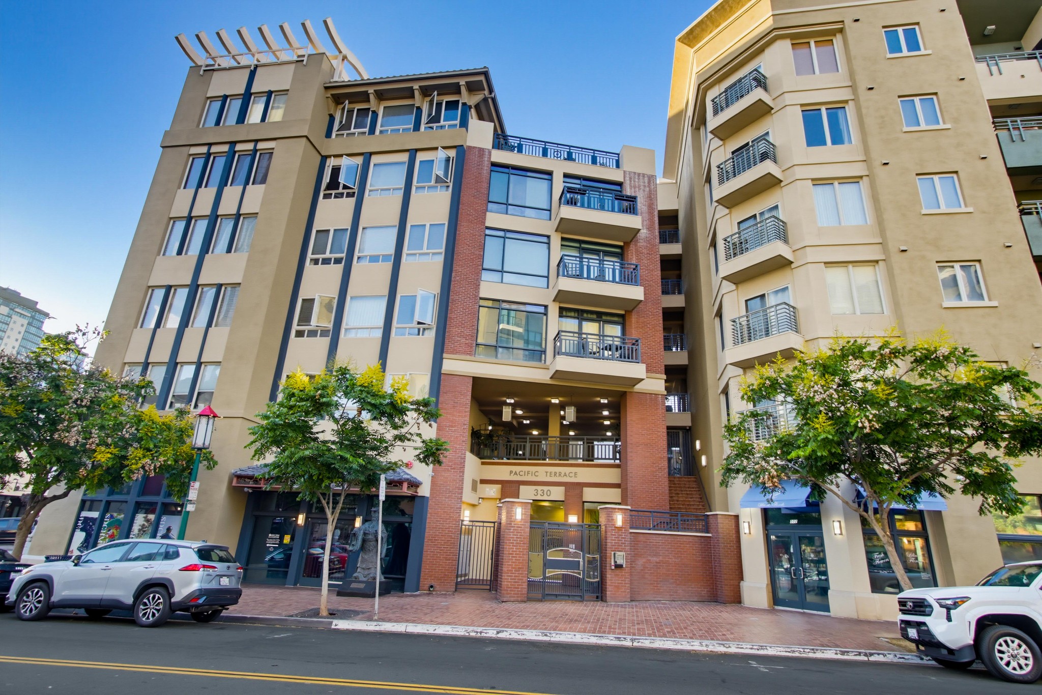 Virtual tour photo 47 of 63 for 330 J St Unit 406