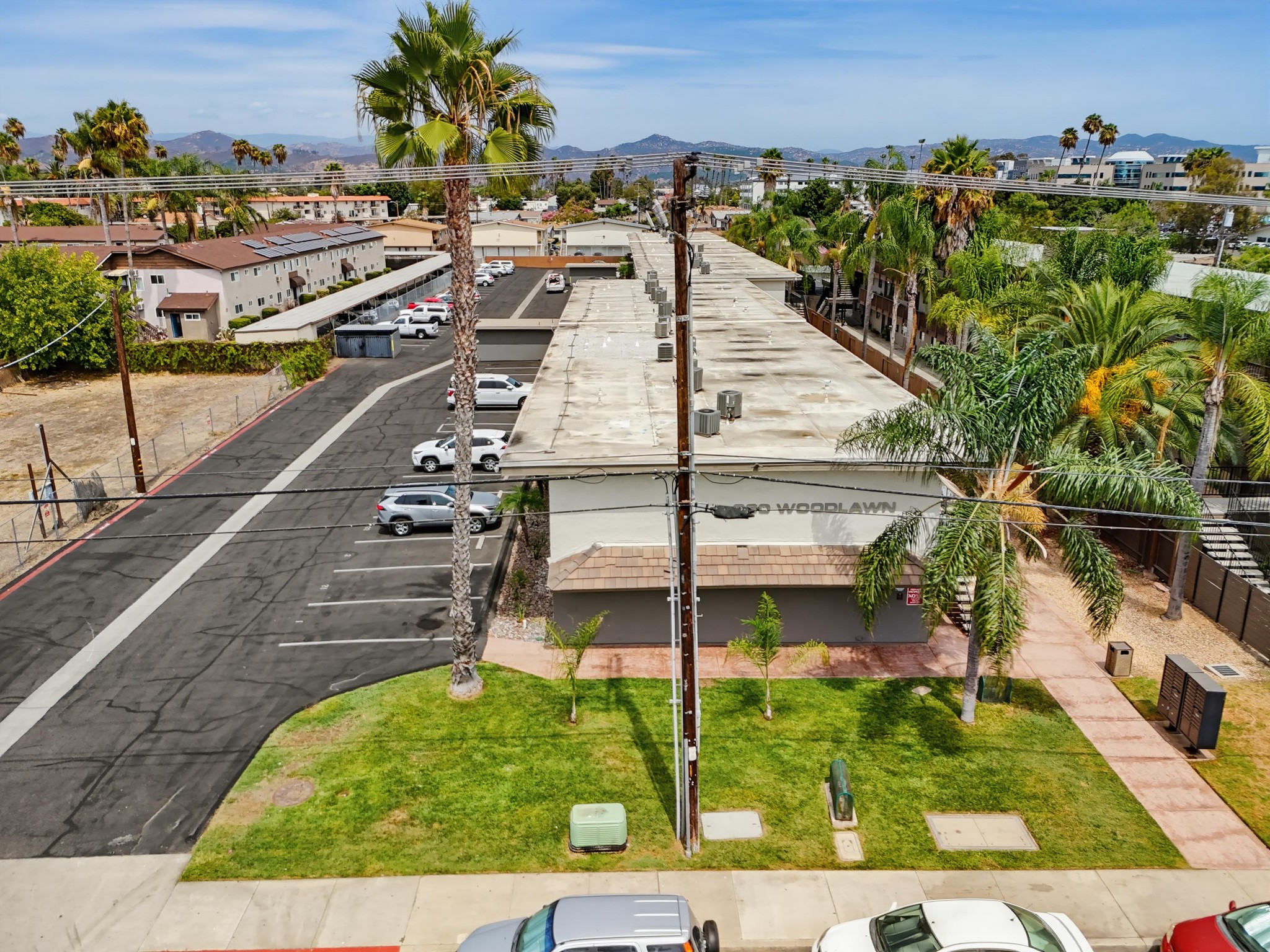 Virtual tour photo 3 of 60 for 330 N Juniper St