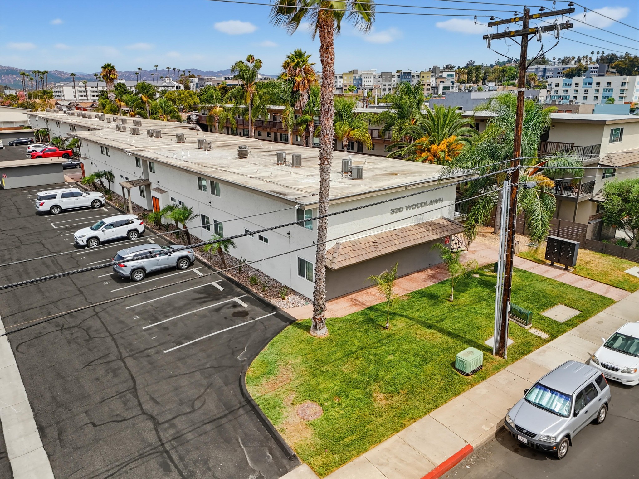 Virtual tour photo 4 of 60 for 330 N Juniper St