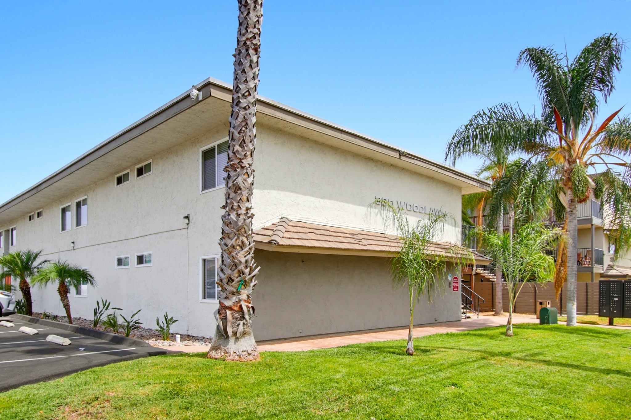 Virtual tour photo 34 of 60 for 330 N Juniper St