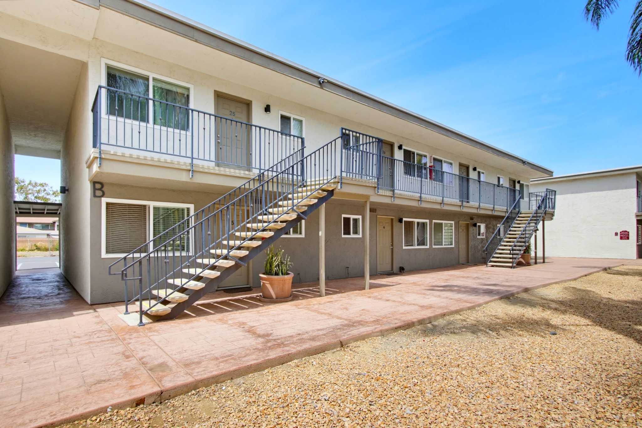 Virtual tour photo 42 of 60 for 330 N Juniper St