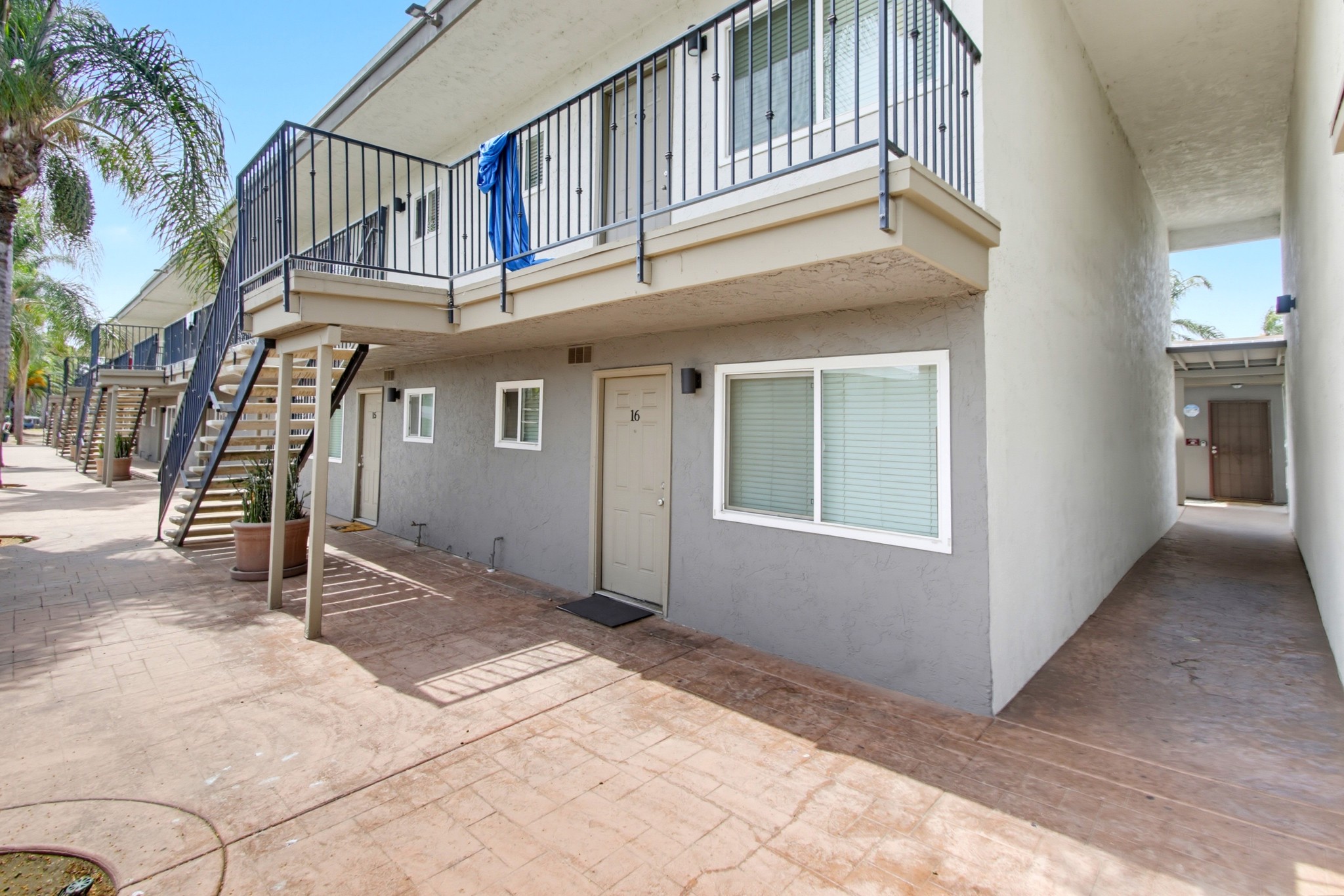 Virtual tour photo 50 of 60 for 330 N Juniper St