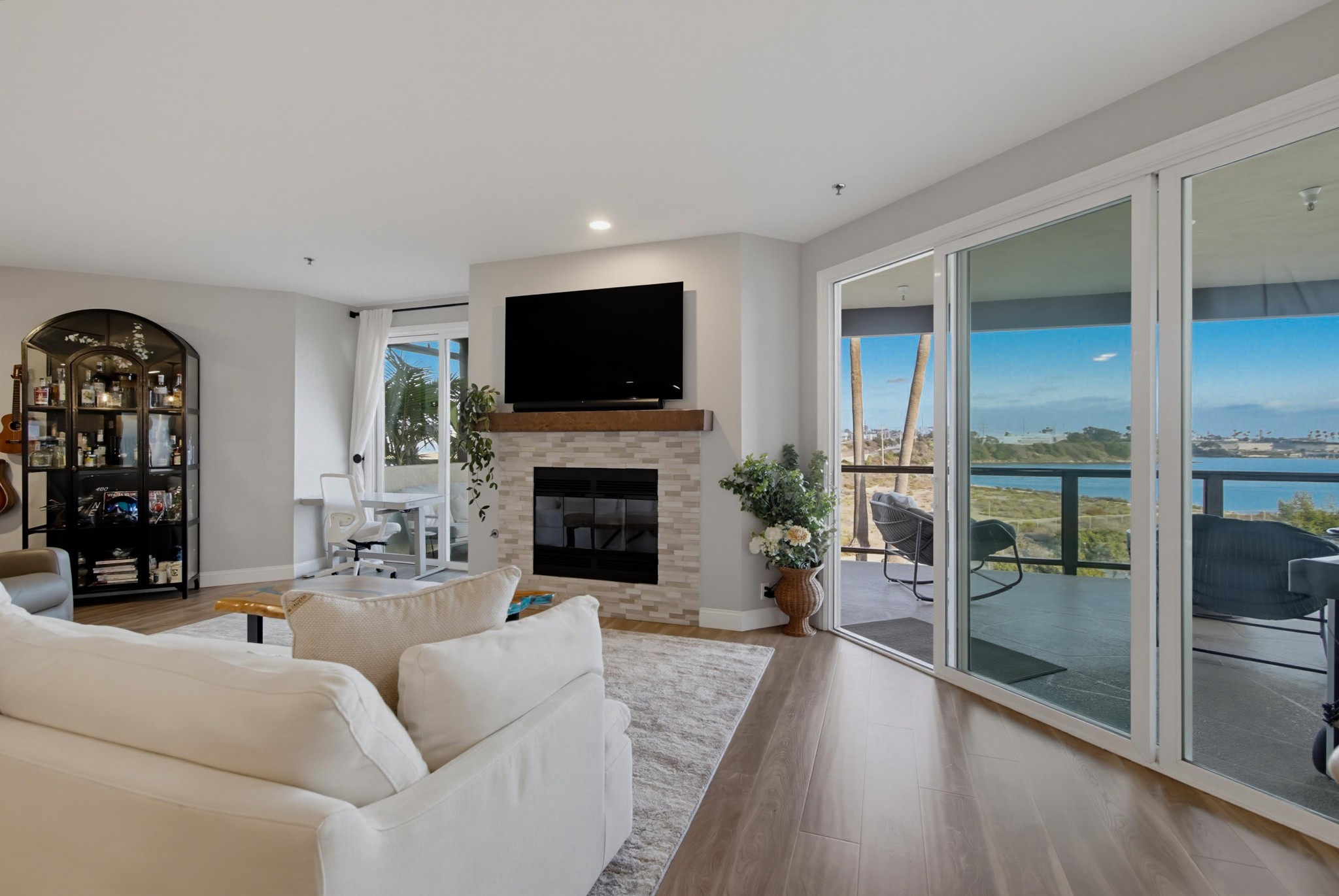 Virtual tour photo 9 of 86 for 331 Olive Ave