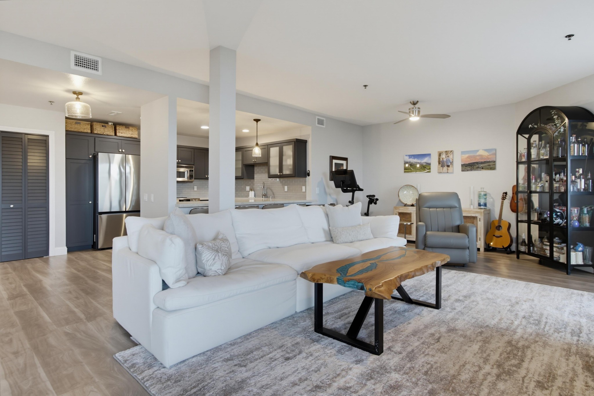 Virtual tour photo 13 of 86 for 331 Olive Ave