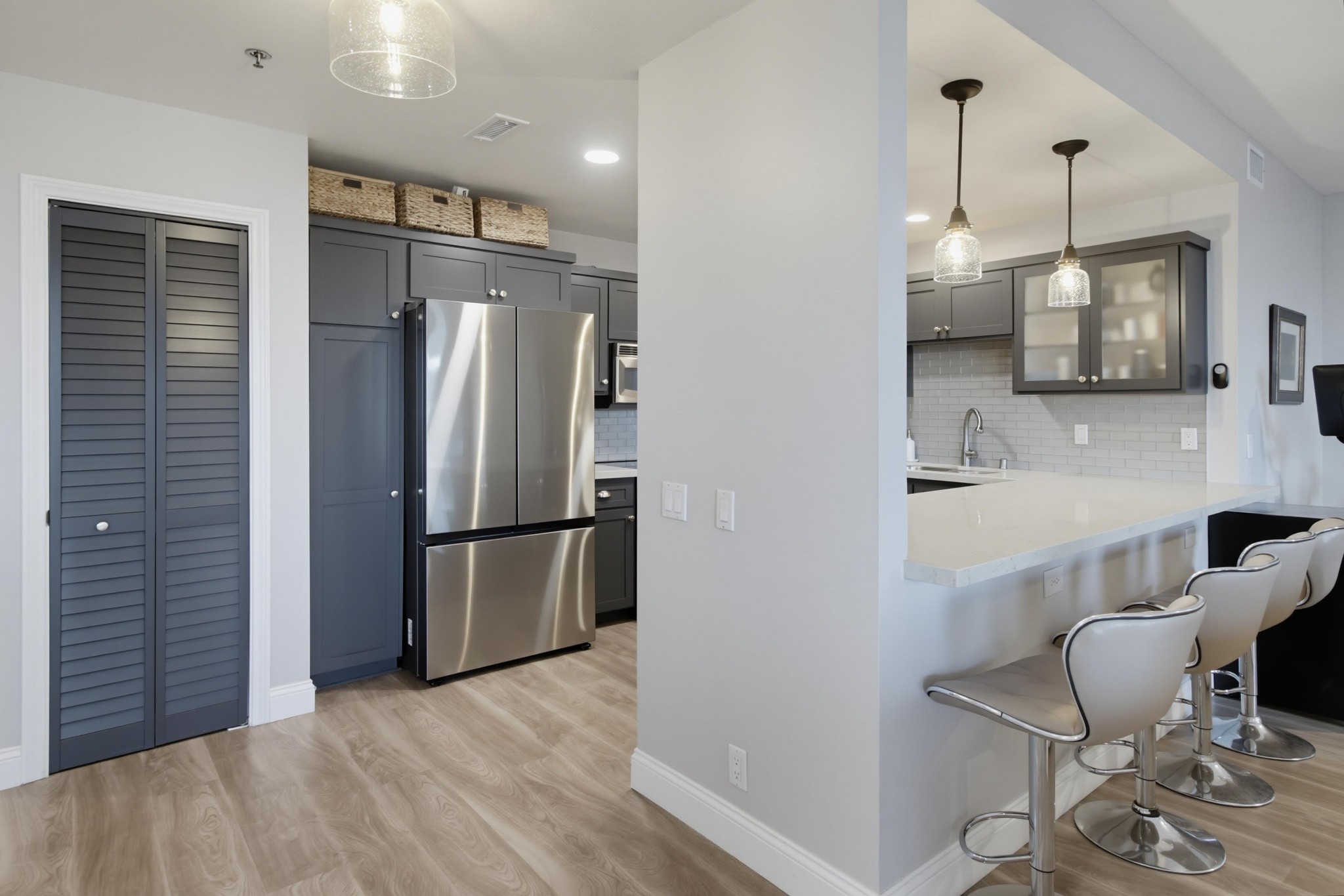 Virtual tour photo 14 of 86 for 331 Olive Ave