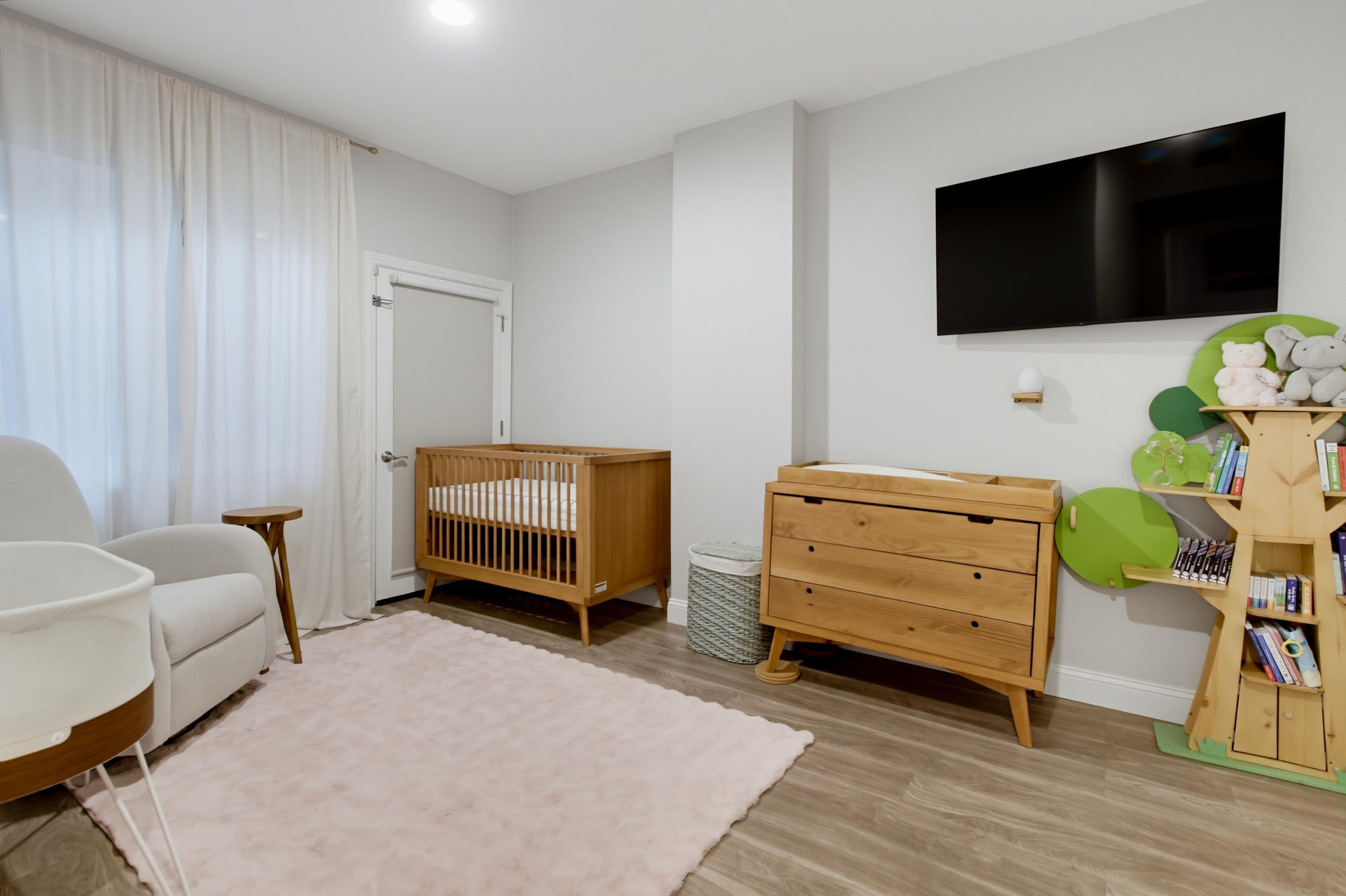 Virtual tour photo 22 of 86 for 331 Olive Ave