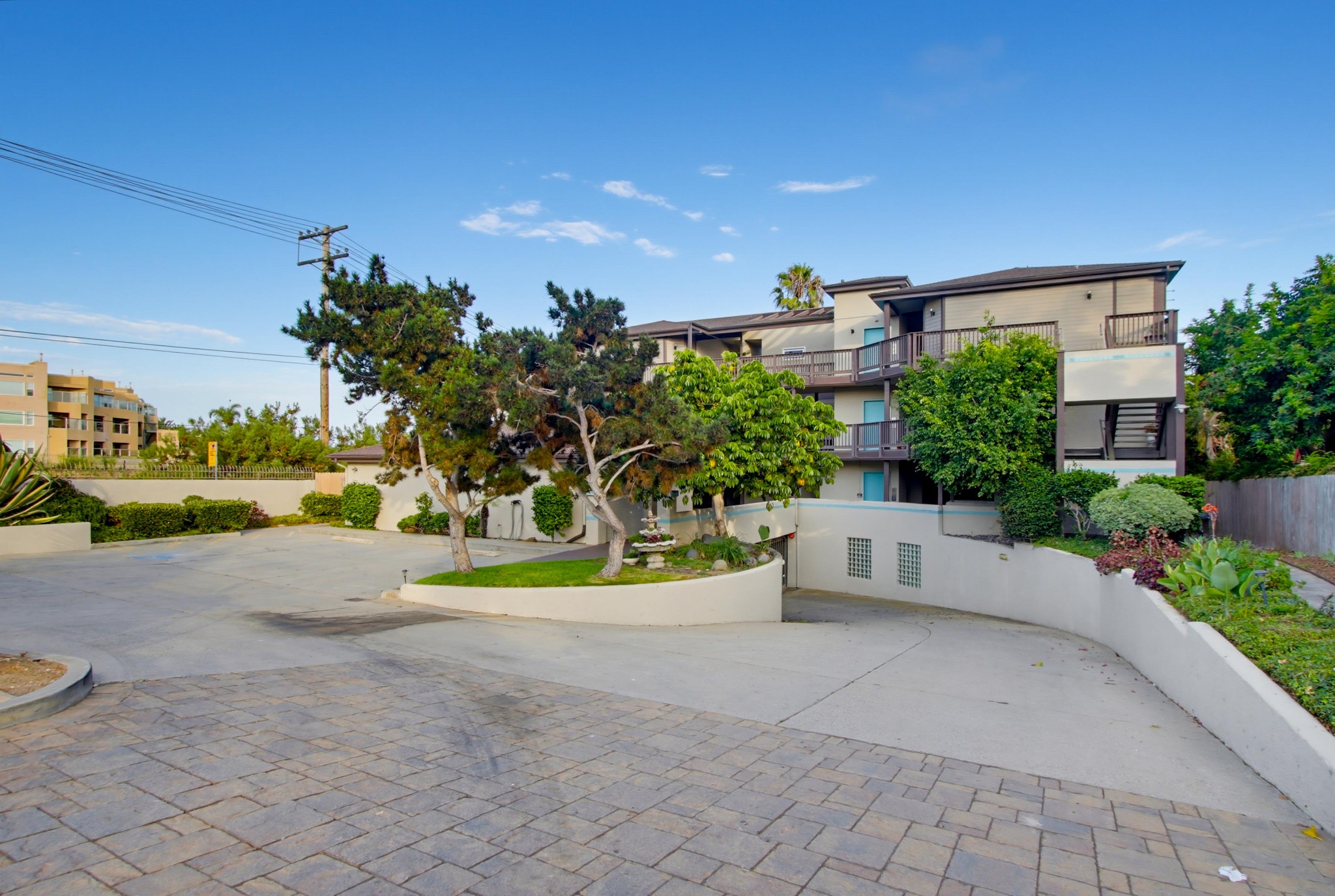 Virtual tour photo 49 of 86 for 331 Olive Ave