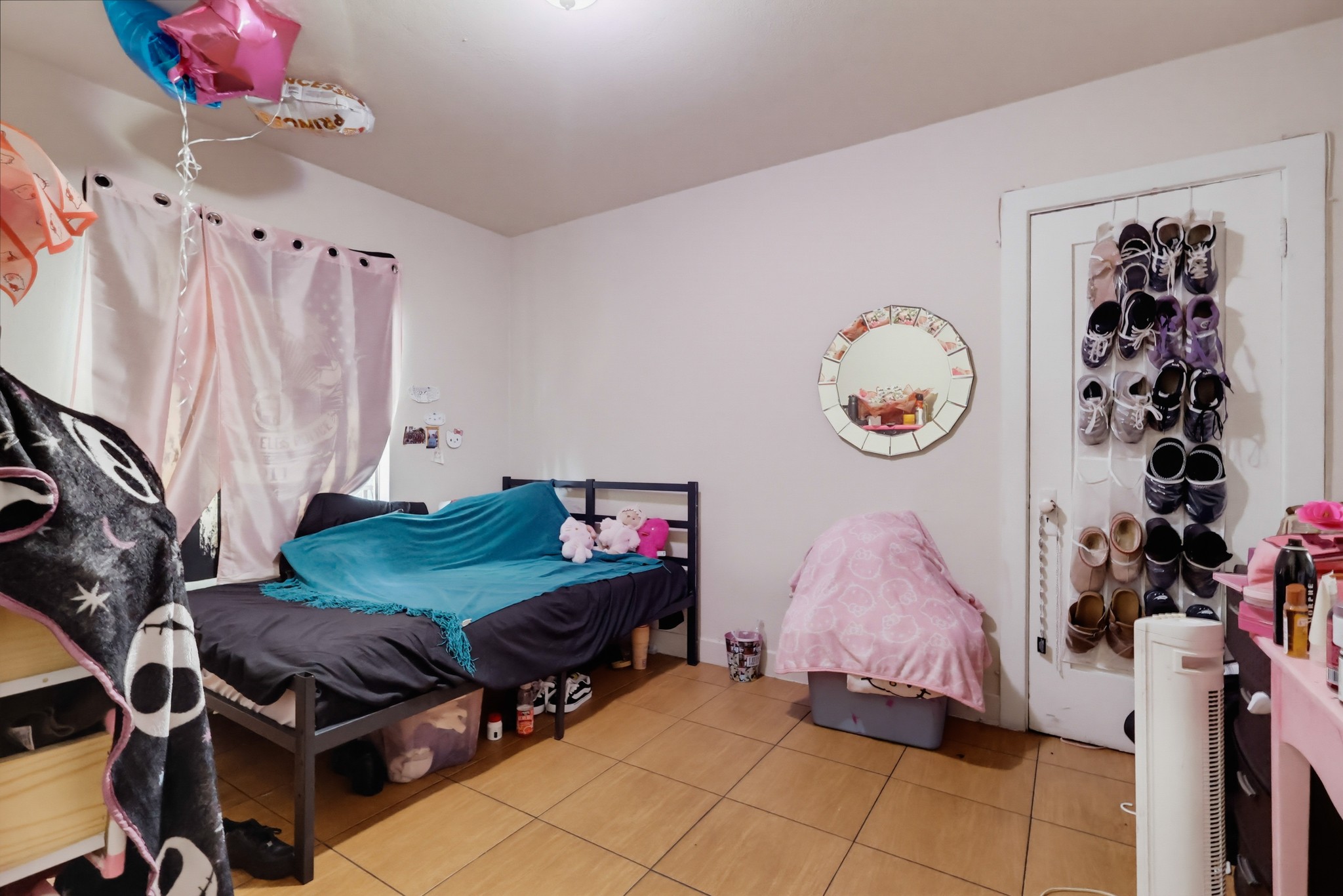 Virtual tour photo 24 of 46 for 331 W 92nd St
