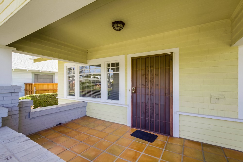 Virtual tour photo 6 of 34 for 3312 Dale St