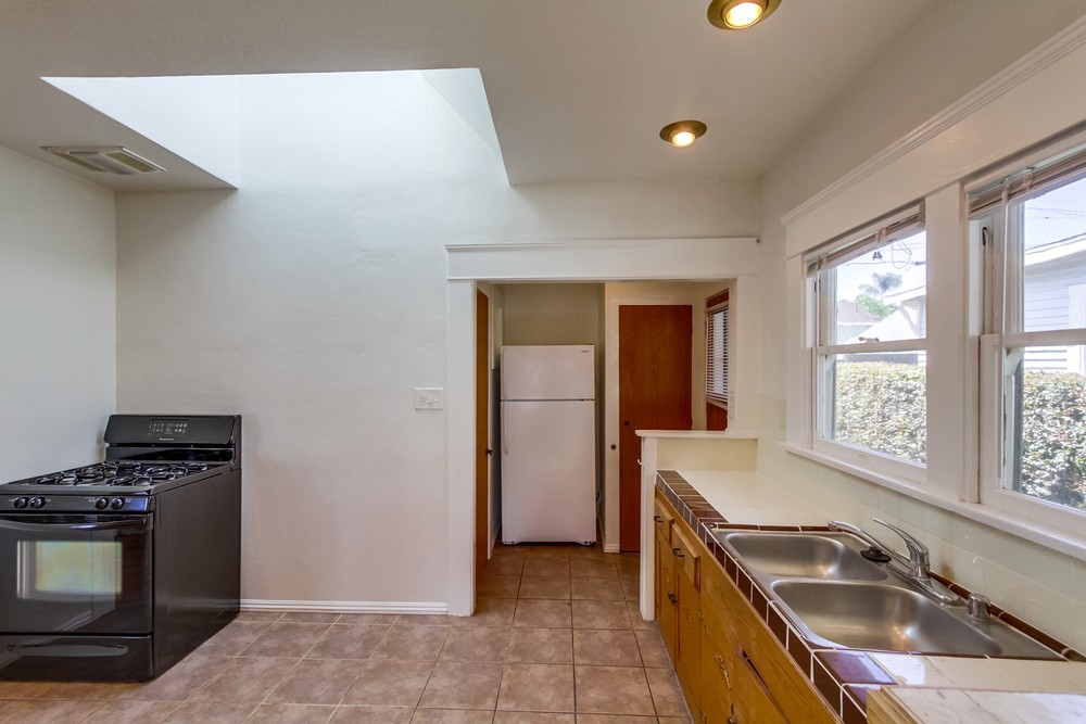 Virtual tour photo 16 of 34 for 3312 Dale St