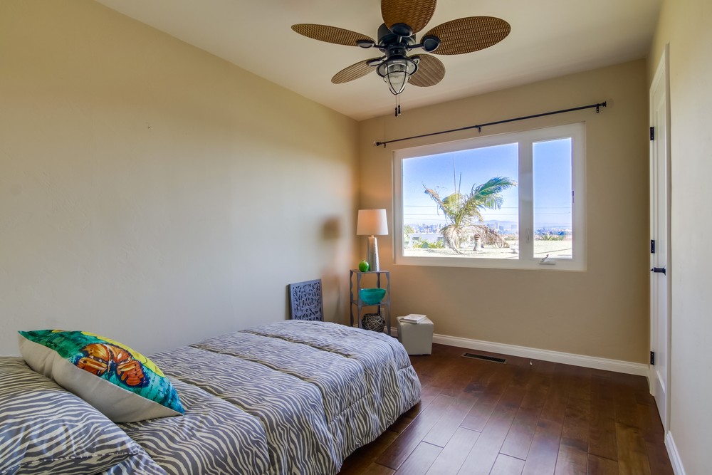 Virtual tour photo 32 of 56 for 3314 Macaulay San Diego 92106