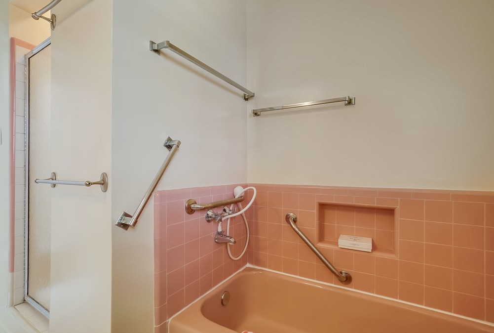 Virtual tour photo 40 of 64 for 3314 Macaulay St