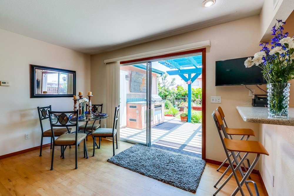 Virtual tour photo 11 of 47 for 3317 Mt Aachen Ave