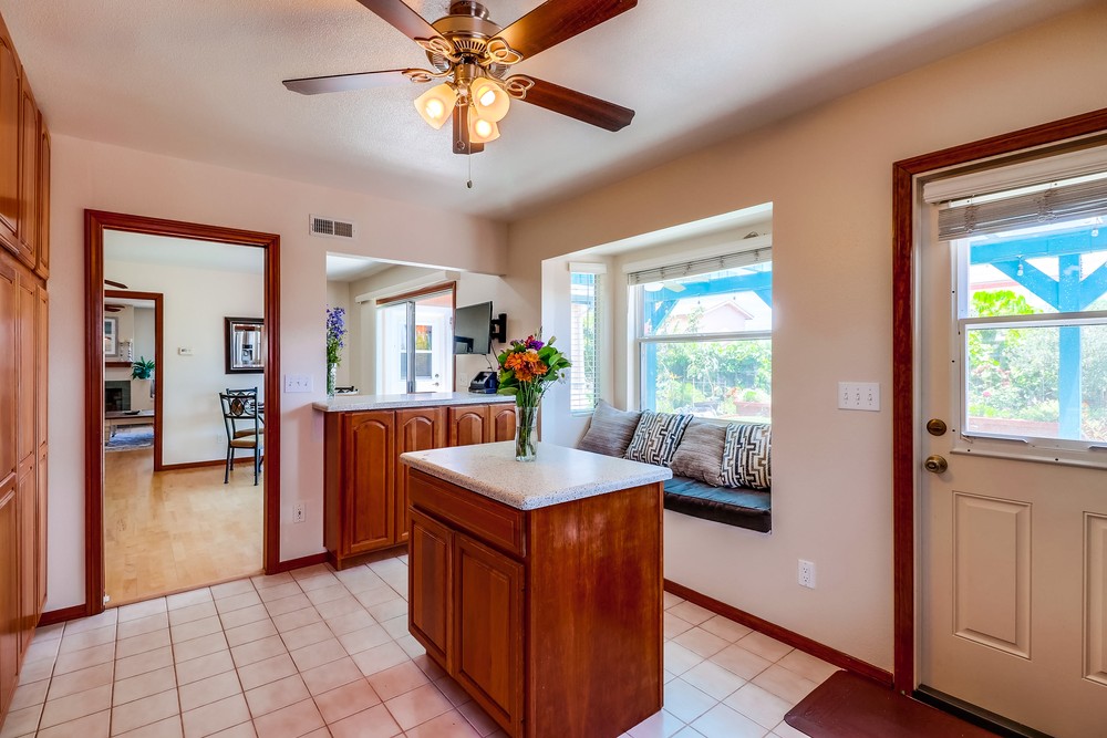 Virtual tour photo 13 of 47 for 3317 Mt Aachen Ave