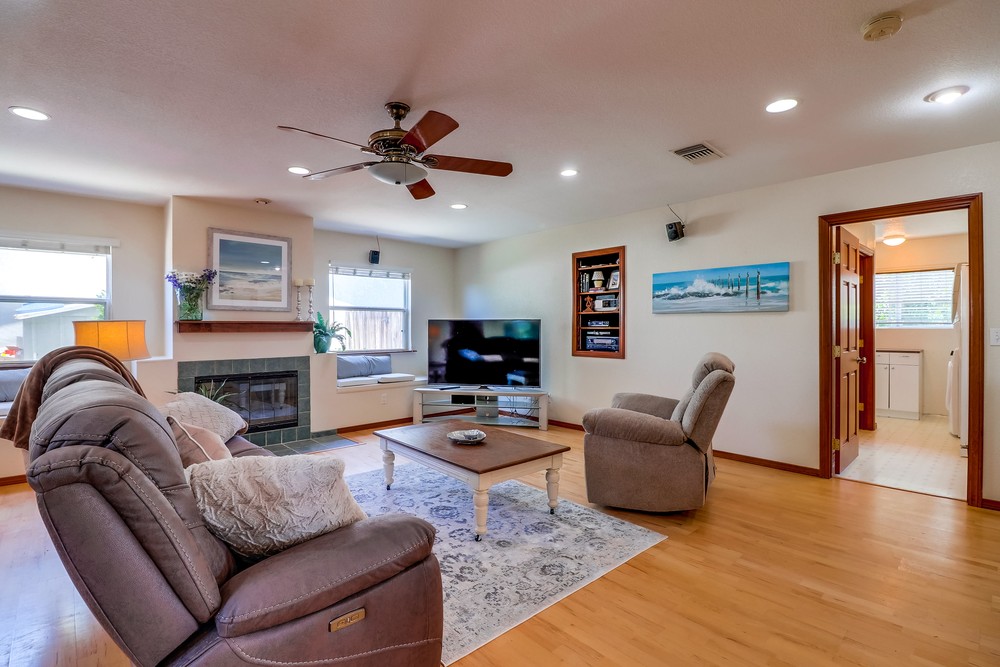 Virtual tour photo 20 of 47 for 3317 Mt Aachen Ave