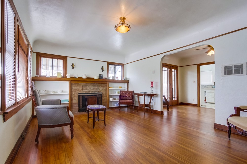 Virtual tour photo 8 of 30 for 3318 Dwight St