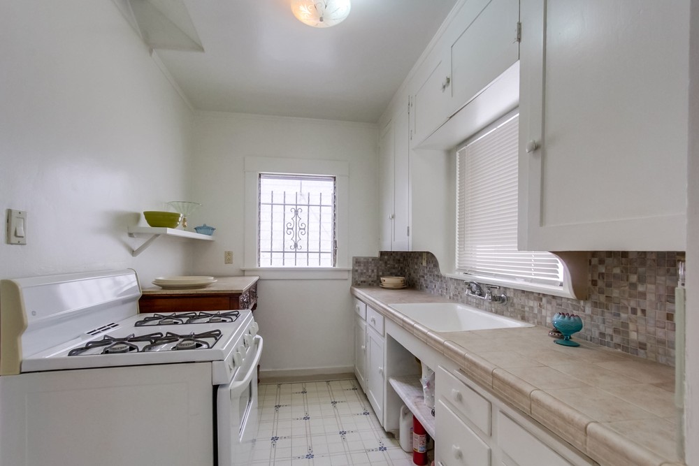 Virtual tour photo 16 of 30 for 3318 Dwight St