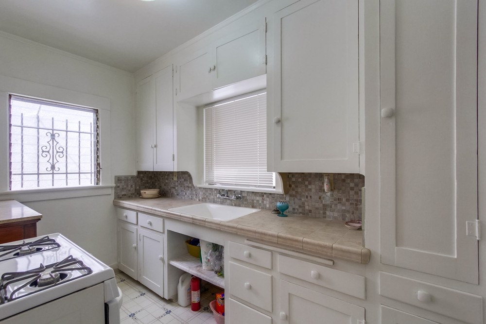 Virtual tour photo 17 of 30 for 3318 Dwight St