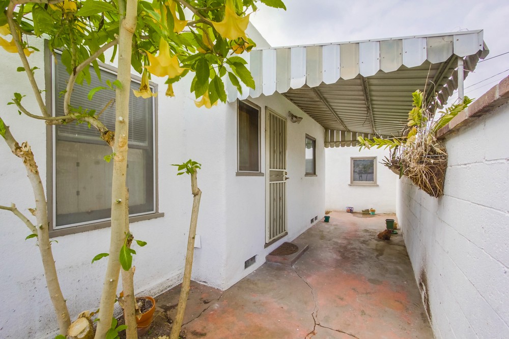 Virtual tour photo 27 of 30 for 3318 Dwight St
